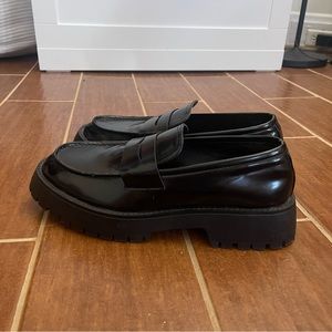 Madden Girl Heather Platform Lug-Sole Loafers